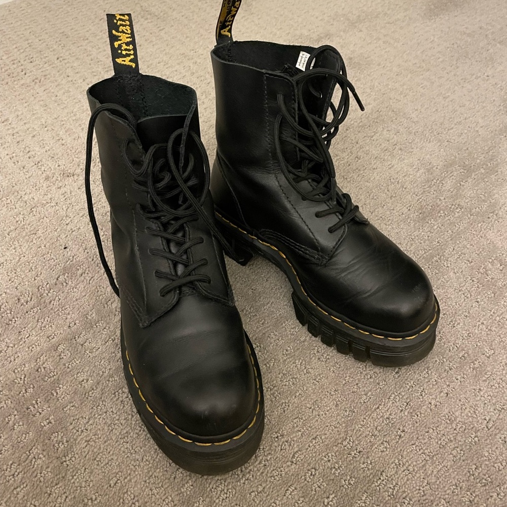 DR. MARTENS 1460 Pascal Max Womens Boots